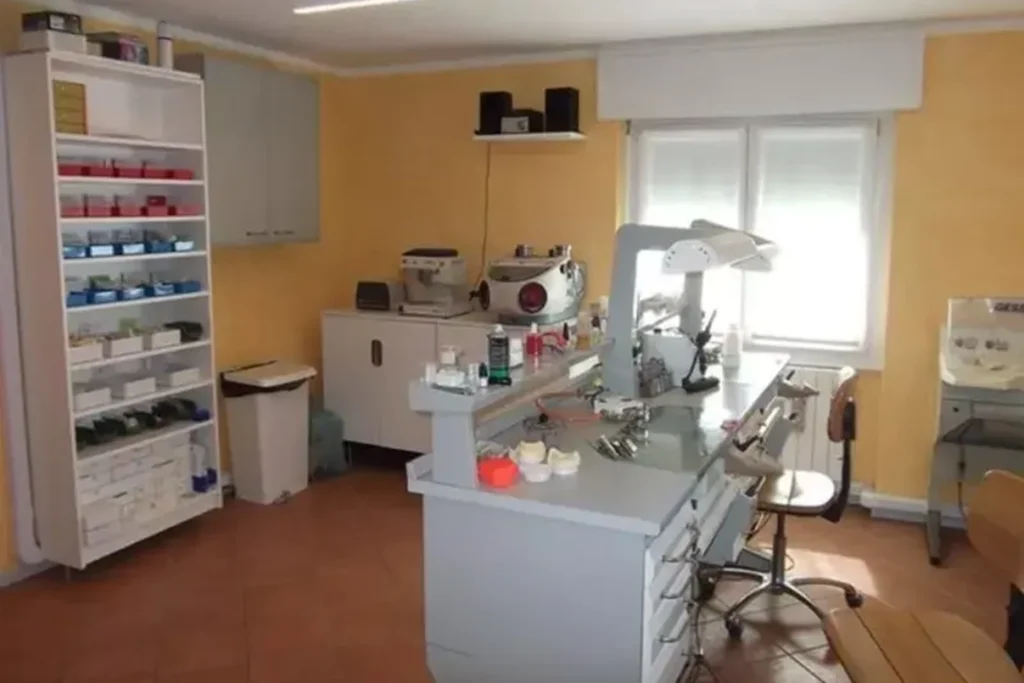 laboratorio odontotecnico in sede